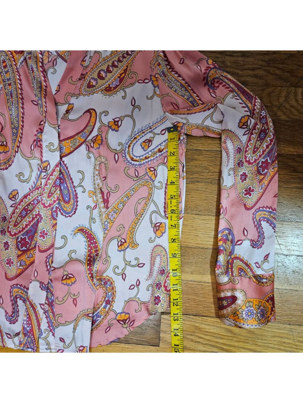 Woman's vintage Talbots silk boho pink paisley print v neck button down blouse 8 - Picture 10 of 10
